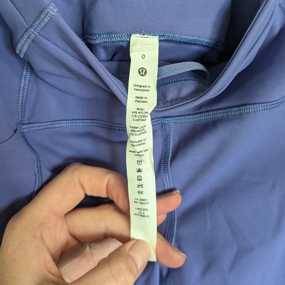 Lululemon Fast And Free Tight II - Stoney Grape sz 0 - Picture 4 of 5